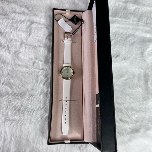 Akribos XXIV Diamond Dial Embellished Gold - Tone Watch New - Picture 2 of 7